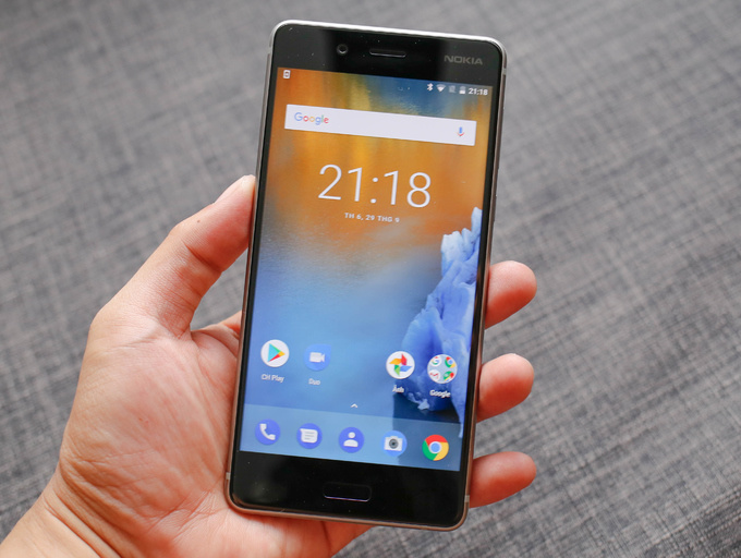 7 smartphone cao cấp nổi bật nửa cuối năm 2017