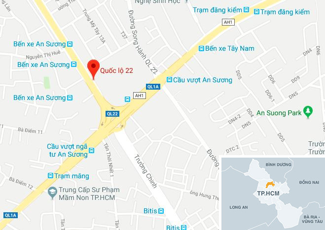 Chục người la hét khi xe buýt gặp nạn ở Sài Gòn