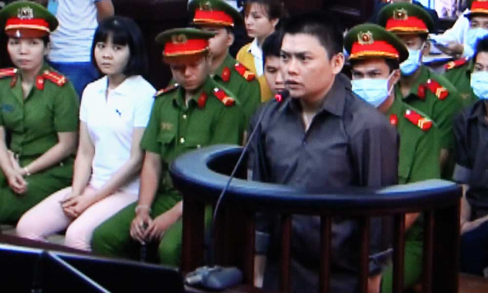 Các bị cáo khủng bố sân bay Tân Sơn Nhất ân hận vì nông nổi