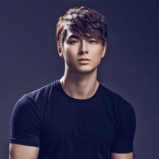 Ngã ngửa với tổng thu nhập hàng tháng của chồng sắp cưới Chúng Huyền Thanh