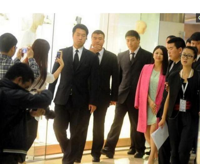 5 cặp đôi bị ghét nhất Cbiz: Huỳnh Hiểu Minh - Angela Baby đầu bảng, Dương Mịch - Lưu Khải Uy không kém phần 5 cặp đôi bị ghét nhất Cbiz: Huỳnh Hiểu Minh - Angela Baby đầu bảng, Dương Mịch - Lưu Khải Uy không kém phần