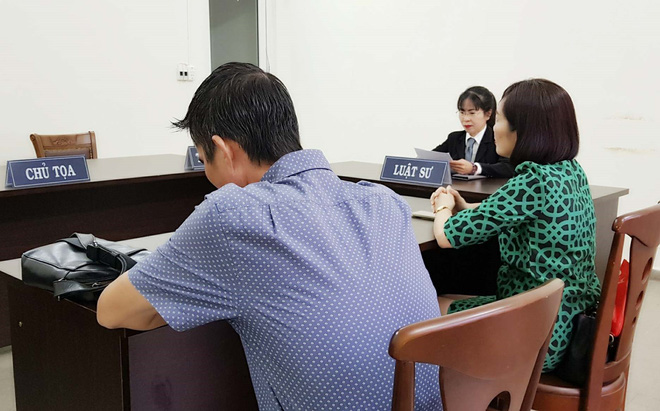 Ly hôn chồng giám đốc vì mâu thuẫn tiền bạc, người mẹ chính thức giành quyền nuôi con gái 5 tuổi sau một năm bị mất trắng