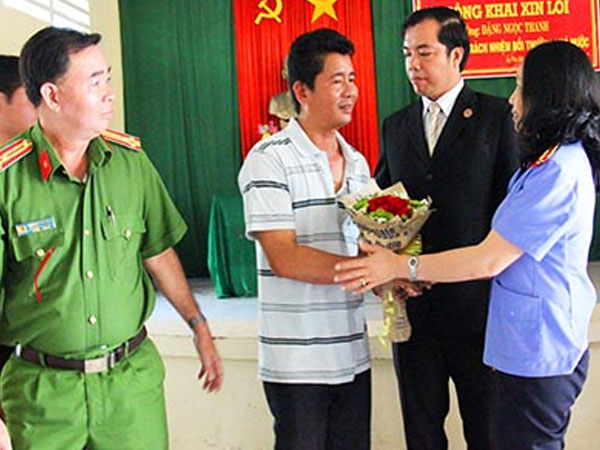 Tòa ở Long An xin lỗi thuyền trưởng bị giam oan 7 tháng