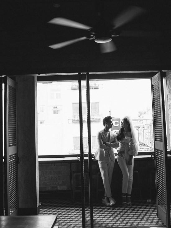 Ngắm trọn bộ hình cưới đẹp long lanh của Chúng Huyền Thanh và chồng điển trai