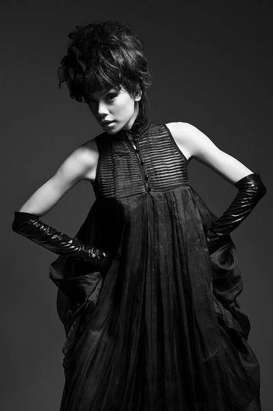 HOT: Fans lục lại bộ ảnh hồi xửa hồi xưa cực đẹp của Hồ Ngọc Hà