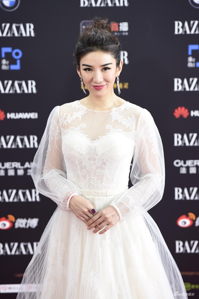 Tiểu Yến Tử bị tố lăng loàn thắng kiện chồng cũ, được bồi thường nửa tỷ đồng