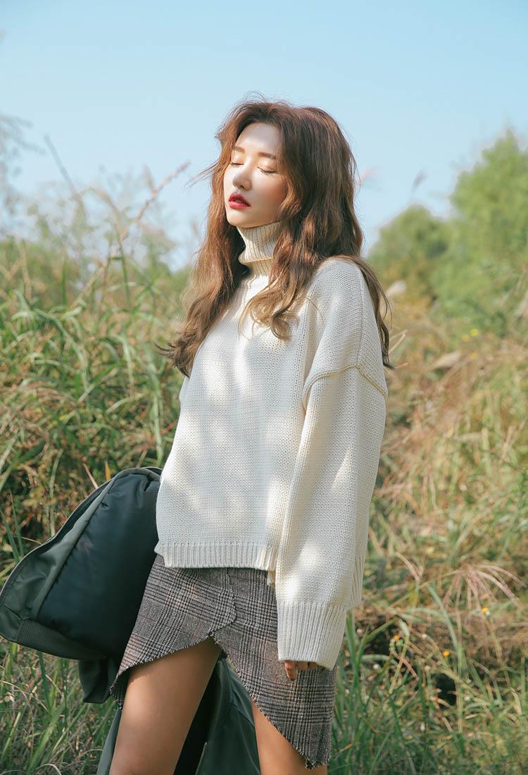 Đánh bật nhiều kiểu áo len khác, 3 mẫu áo len này đang thống trị mùa đông!