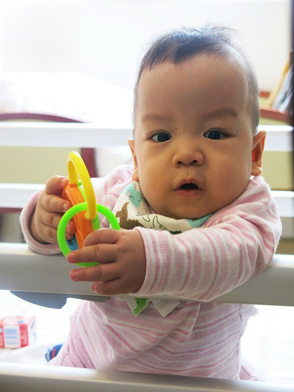 Bé sinh non bị xơ phổi rất nặng, cha vượt nghìn cây số đưa con đi ghép tế bào gốc và điều kỳ diệu xuất hiện