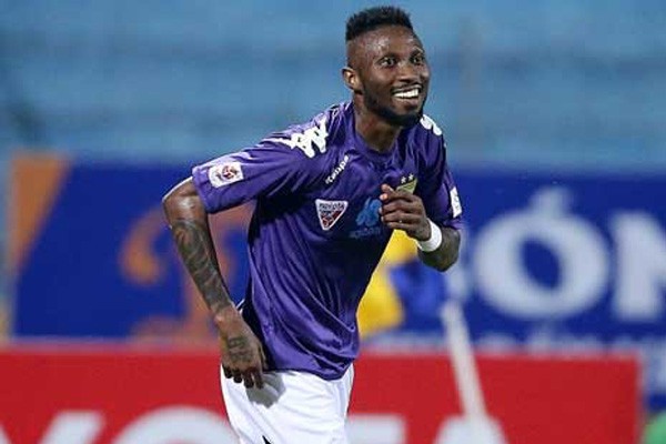 Bất ngờ trước lý do Hoàng Vũ Samson không thể sang Thai-League