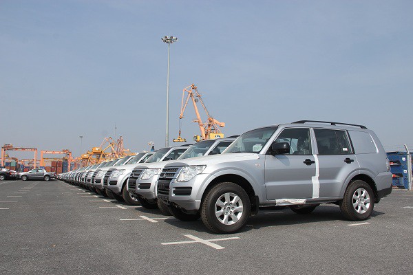 Thị trường ô tô nhập khẩu: Vặn mình theo chính sách