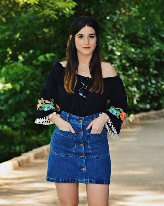 Mỡ bụng tàng hình ngay tức khắc nhờ vào 4 kiểu áo che khuyết điểm vòng 2 sau!