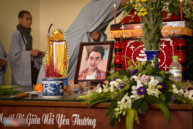Lễ tang đẫm nước mắt của nam diễn viên Việt qua đời vì tai nạn