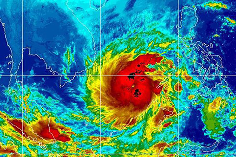 Nhìn lại 16 cơn bão đổ bộ Biển Đông chỉ trong vòng nửa năm 2017 - Điều chưa từng có trong lịch sử