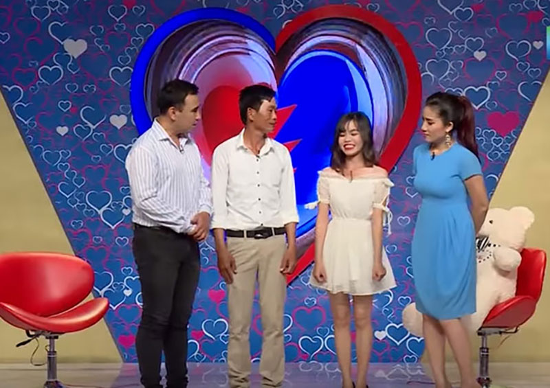 Người cha khắc khổ bật khóc khi con trai bị từ chối hẹn hò