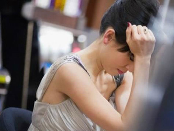 Chồng quá quan tâm khiến tôi chẳng thích