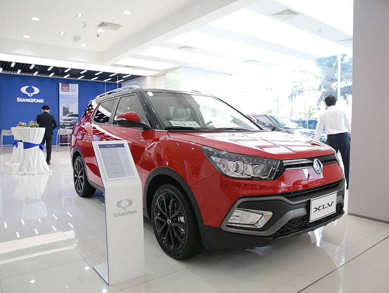 Đua nhau phá giá: Ô tô Đức giảm 390 triệu, xe Nhật giảm 300 triệu Đua nhau phá giá: Ô tô Đức giảm 390 triệu, xe Nhật giảm 300 triệu