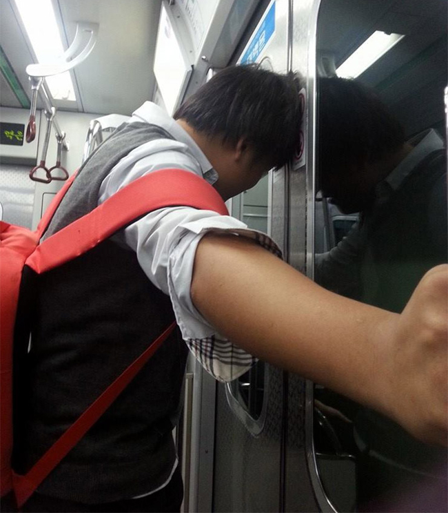 Những vụ mắc kẹt hy hữu mà ai cũng phải khóc thét