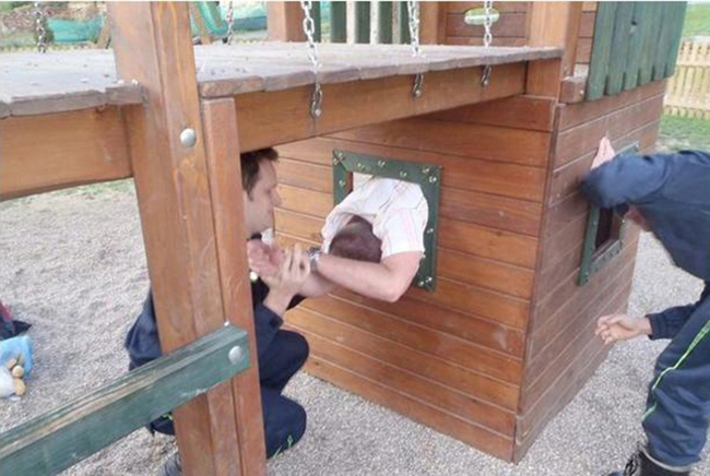 Những vụ mắc kẹt hy hữu mà ai cũng phải khóc thét