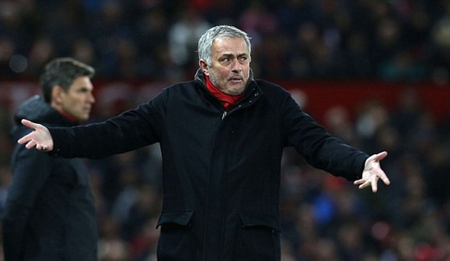 Hòa nhạt Southampton, M.U mất ngôi nhì vào tay Chelsea Hòa nhạt Southampton, M.U mất ngôi nhì vào tay Chelsea