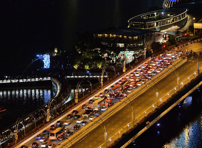 Hong Kong sáng bừng trong màn pháo hoa đón năm 2018 Hong Kong sáng bừng trong màn pháo hoa đón năm 2018
