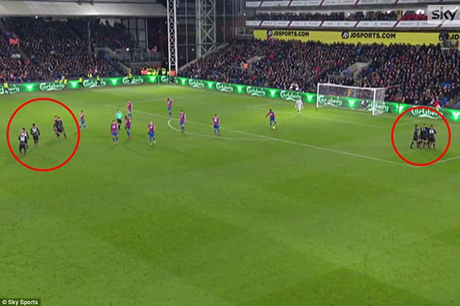 Sanchez nổi loạn: Phá nát phòng thay đồ Arsenal, Wilshere suýt tẩn vỡ mặt