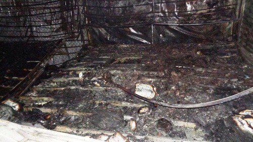 Nghệ An: Cháy chợ, ít nhất 6 ki-ốt bị thiêu rụi ngày cuối năm