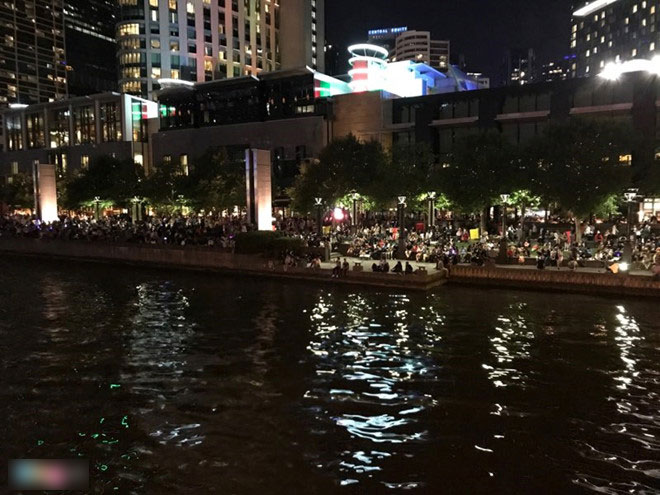 Hong Kong sáng bừng trong màn pháo hoa đón năm 2018 Hong Kong sáng bừng trong màn pháo hoa đón năm 2018