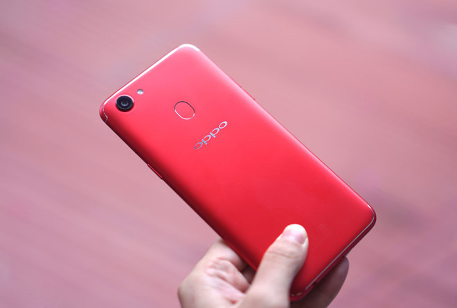 5 smartphone màn hình lớn giá tốt cho năm 2018 5 smartphone màn hình lớn giá tốt cho năm 2018