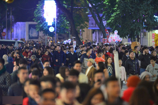 Hong Kong sáng bừng trong màn pháo hoa đón năm 2018 Hong Kong sáng bừng trong màn pháo hoa đón năm 2018