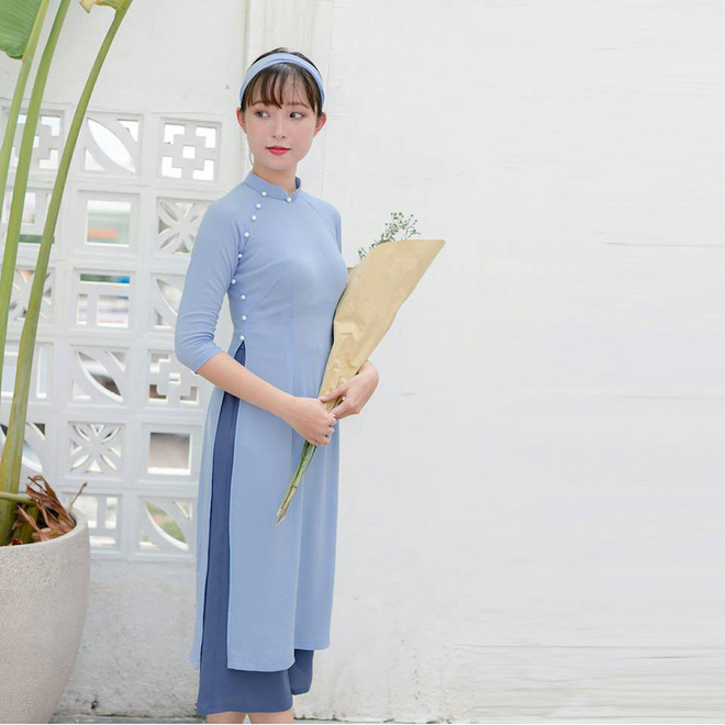 Chuẩn bị Tết tây, rục rịch Tết ta, loạt thương hiệu Việt đã tung các thiết kế áo dài duyên dáng đốn tim các nàng Chuẩn bị Tết tây, rục rịch Tết ta, loạt thương hiệu Việt đã tung các thiết kế áo dài duyên dáng đốn tim các nàng