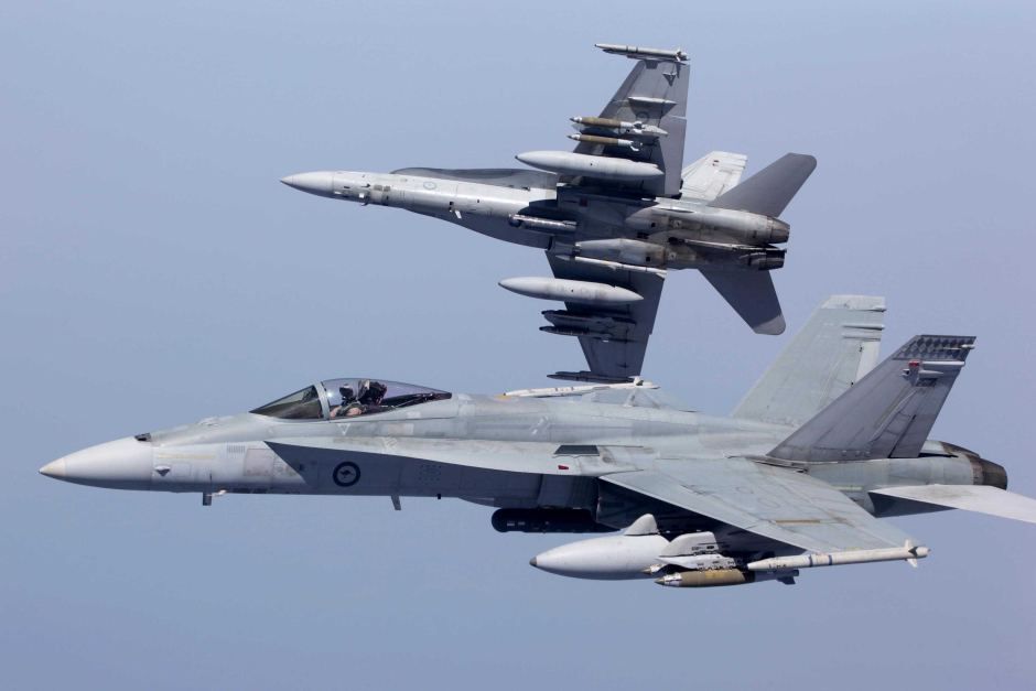 Canada mua 30 máy bay F/A-18 cũ của Australia, nhằm trả đũa Boeing