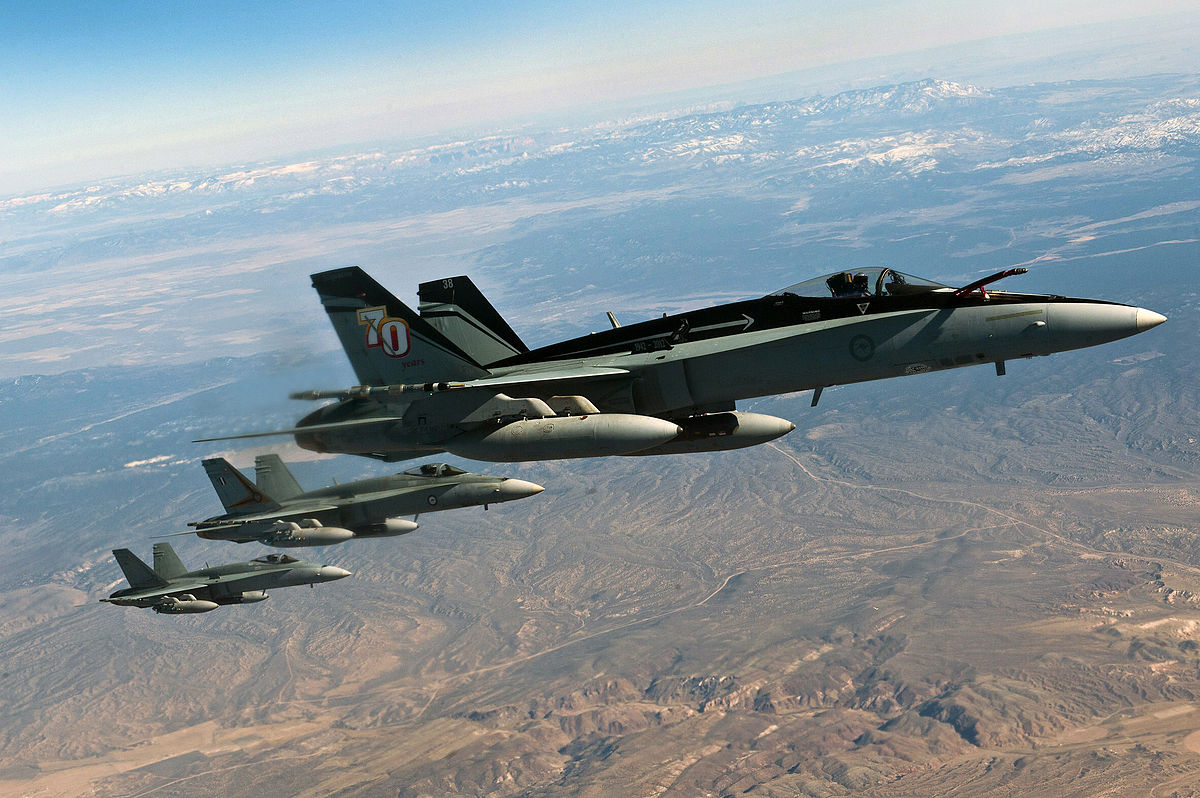 Canada mua 30 máy bay F/A-18 cũ của Australia, nhằm trả đũa Boeing