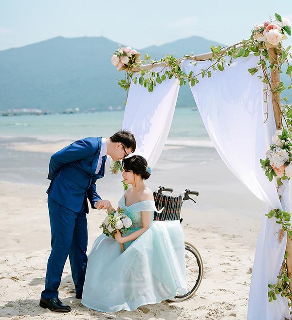 4 chuyện tình cổ tích ngoài đời thực khiến cả nghìn người xúc động nhất năm 2017 4 chuyện tình cổ tích ngoài đời thực khiến cả nghìn người xúc động nhất năm 2017