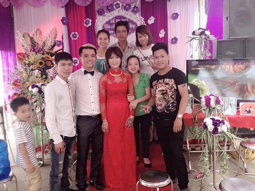 4 chuyện tình cổ tích ngoài đời thực khiến cả nghìn người xúc động nhất năm 2017 4 chuyện tình cổ tích ngoài đời thực khiến cả nghìn người xúc động nhất năm 2017