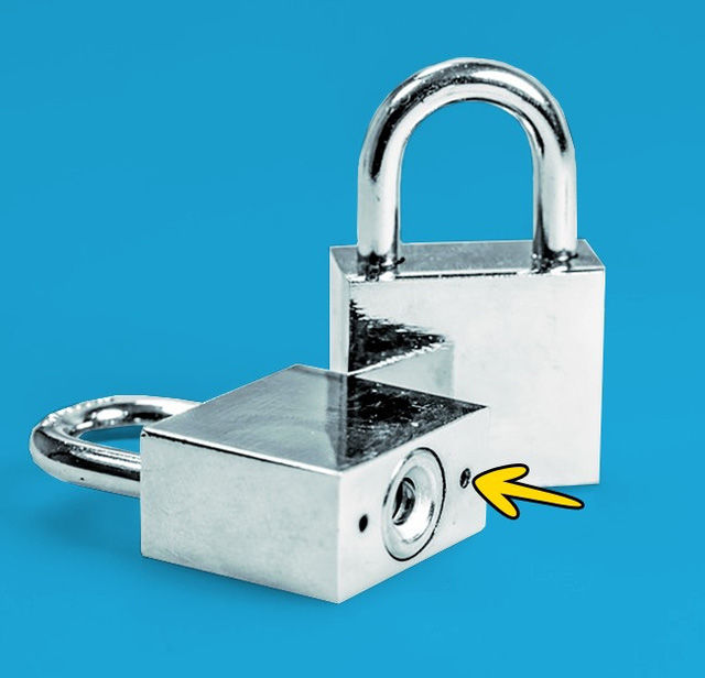 Những chi tiết nhỏ thấy hoài trên vật dụng nhưng 90% người không biết công dụng Những chi tiết nhỏ thấy hoài trên vật dụng nhưng 90% người không biết công dụng