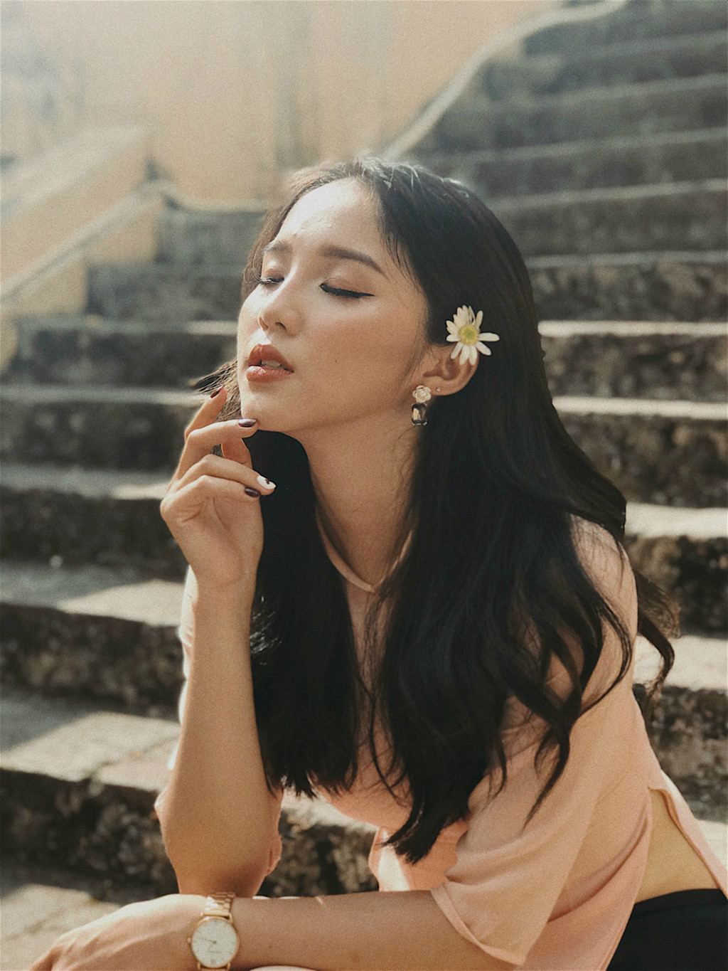 Cựu hot girl THPT Việt Đức đóng MV Tình đơn phương cover là ai? Cựu hot girl THPT Việt Đức đóng MV Tình đơn phương cover là ai?