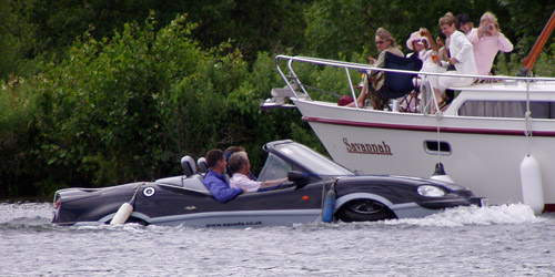 Những thú chơi ngông chỉ có ở Dubai