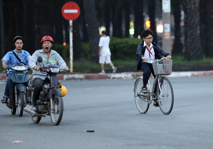 Giờ vào lớp quá sớm, học trò đờ đẫn vì thiếu ngủ