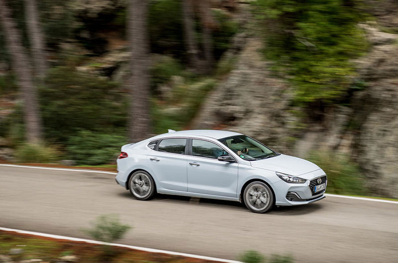 Hyundai i30 Fastback - đối thủ mới của Toyota Corolla Hyundai i30 Fastback - đối thủ mới của Toyota Corolla