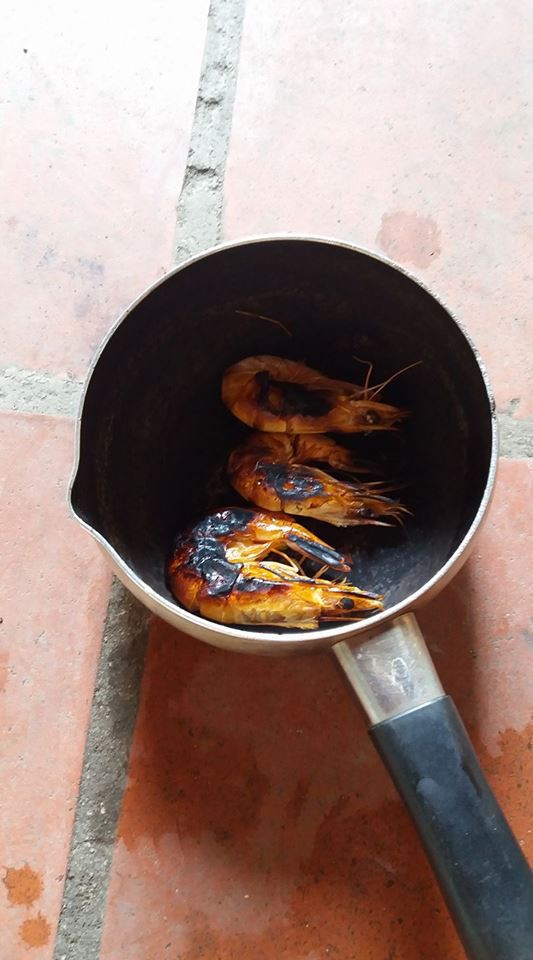 Cười rụng rốn với những pha mất não của hội mẹ bỉm sau sinh: Cá kho hóa cá thui rơm, tương ớt thành tương than