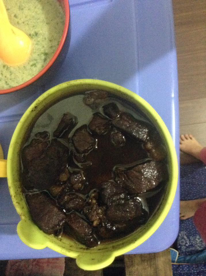 Cười rụng rốn với những pha mất não của hội mẹ bỉm sau sinh: Cá kho hóa cá thui rơm, tương ớt thành tương than