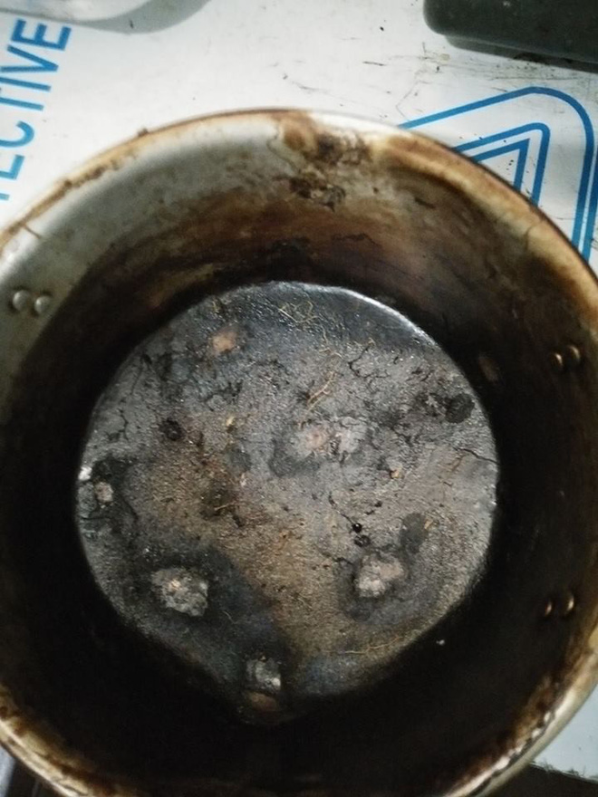 Cười rụng rốn với những pha mất não của hội mẹ bỉm sau sinh: Cá kho hóa cá thui rơm, tương ớt thành tương than