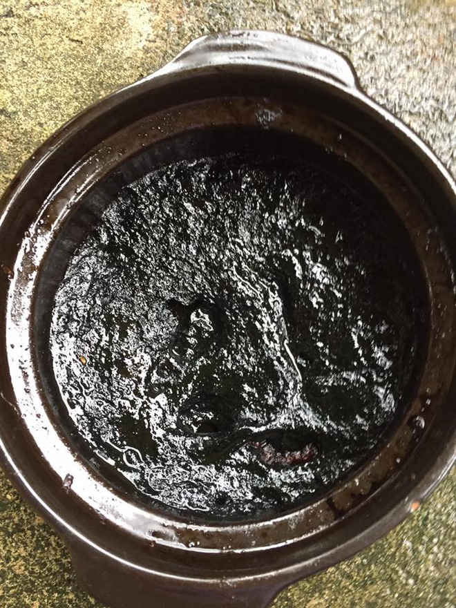 Cười rụng rốn với những pha mất não của hội mẹ bỉm sau sinh: Cá kho hóa cá thui rơm, tương ớt thành tương than