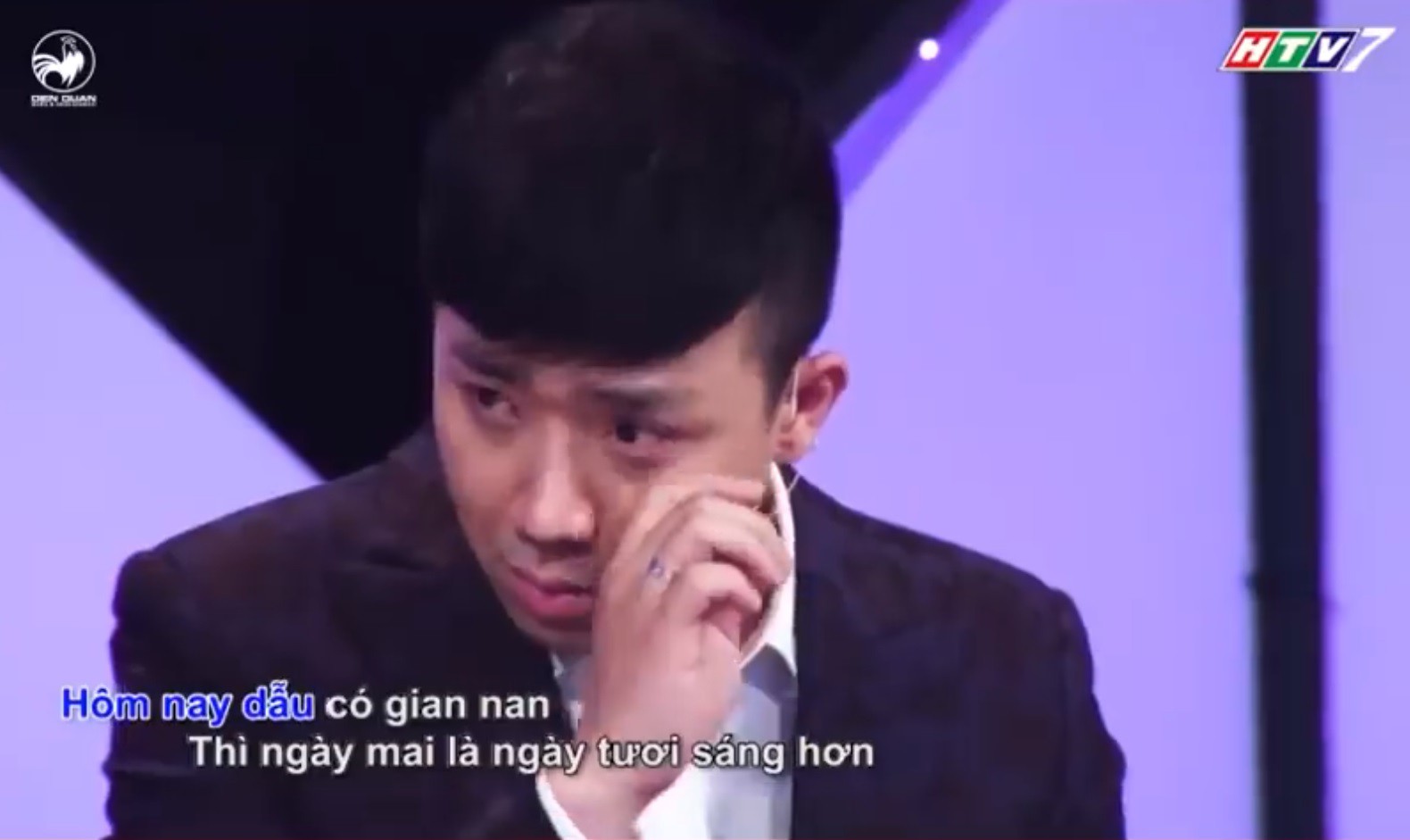 Clip lấy nước mắt hôm nay: Thanh xuân trọn vẹn vì có một tình bạn khác giới đẹp như thế này!