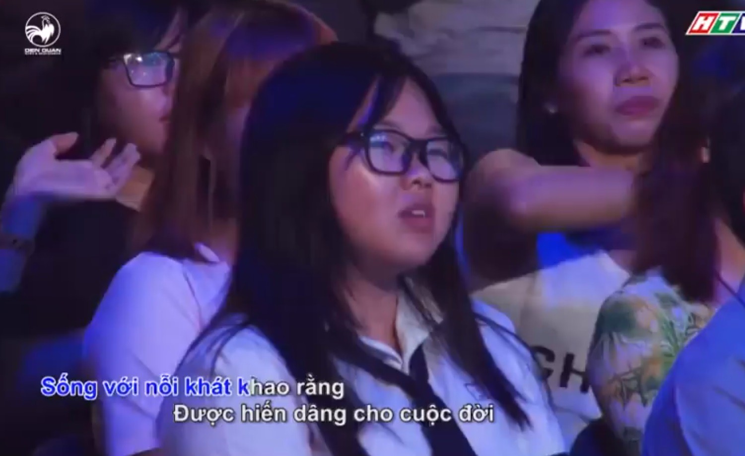 Clip lấy nước mắt hôm nay: Thanh xuân trọn vẹn vì có một tình bạn khác giới đẹp như thế này!