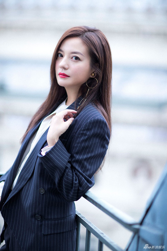 Triệu Vy và cuộc hôn nhân 9 năm không đám cưới với đại gia Huỳnh Hữu Long Triệu Vy và cuộc hôn nhân 9 năm không đám cưới với đại gia Huỳnh Hữu Long