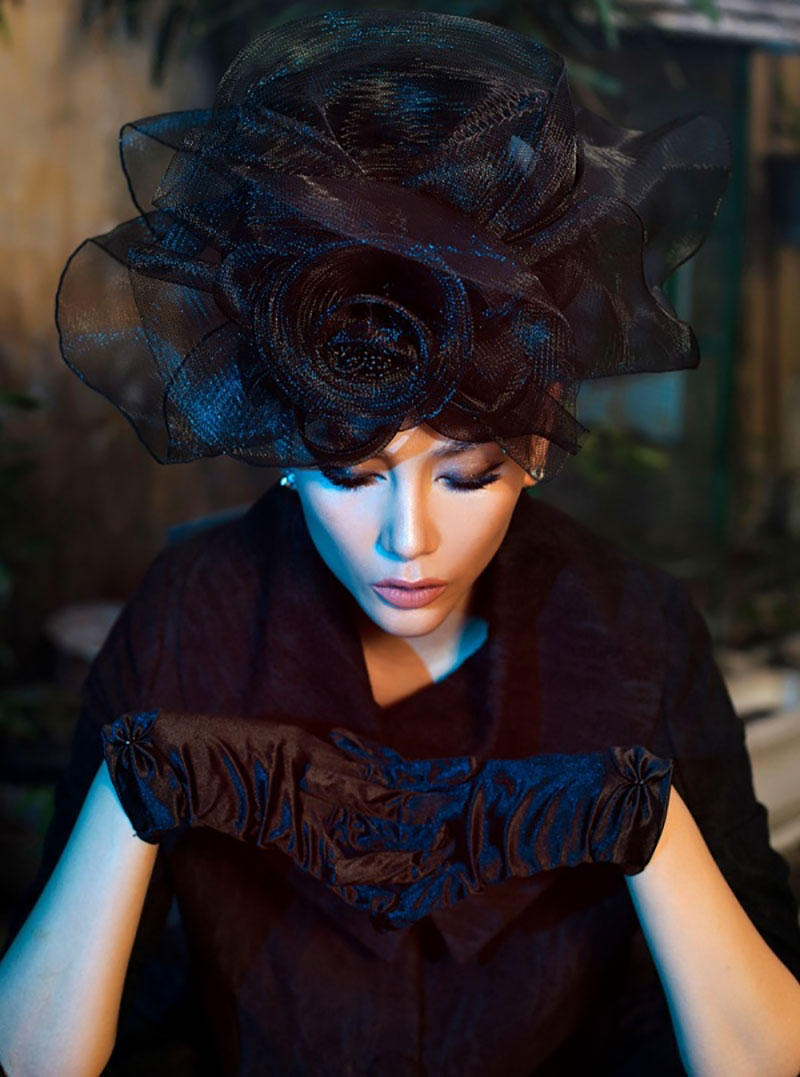 Võ Hoàng Yến hóa quý cô thập niên 1960