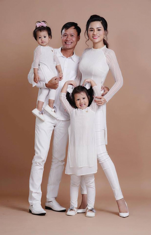 Vũ Thu Phương chiều con riêng của chồng hơn con đẻ