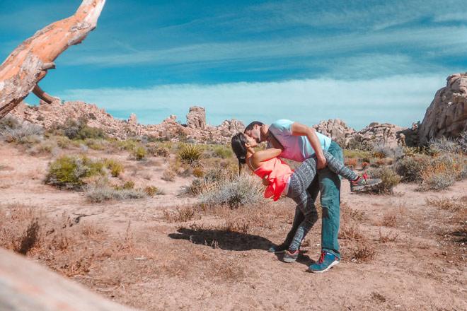 Cái kết ngọt trong bộ ảnh hôn sâu của cặp đôi yêu xa 13.000km suốt 3 năm