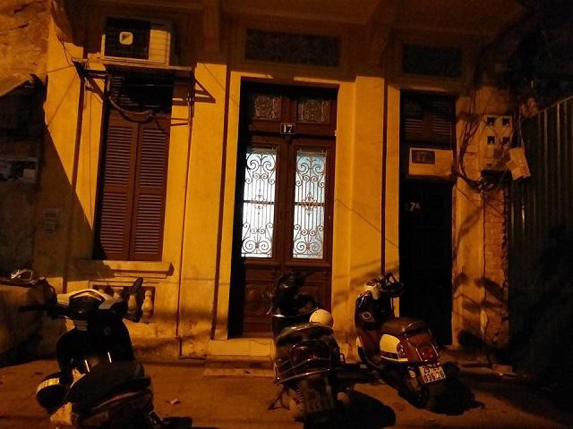 Bạo hành con trai 10 tuổi đến rạn sọ não, bố đẻ và người mẹ kế đối diện mức án 3 năm tù giam